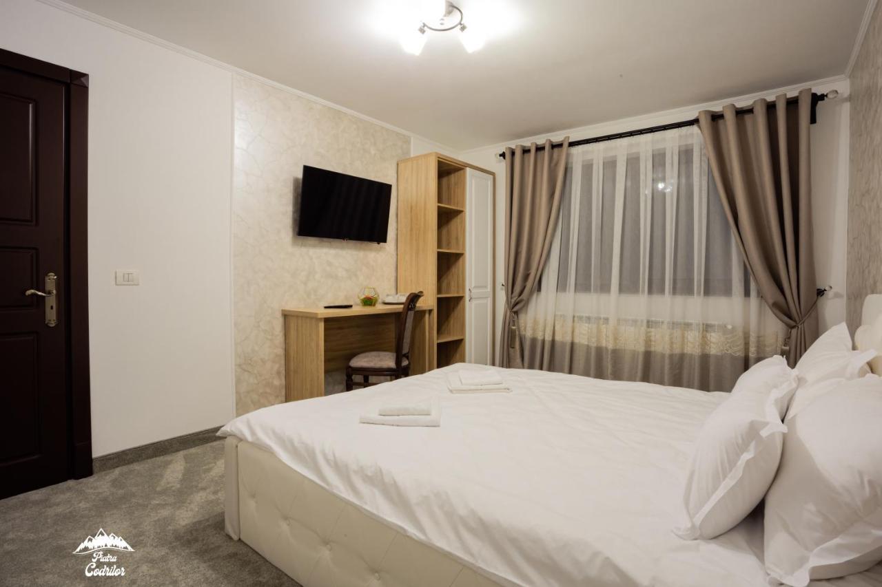 Piatra Codrilor Hotel Dorna Arini Exterior photo
