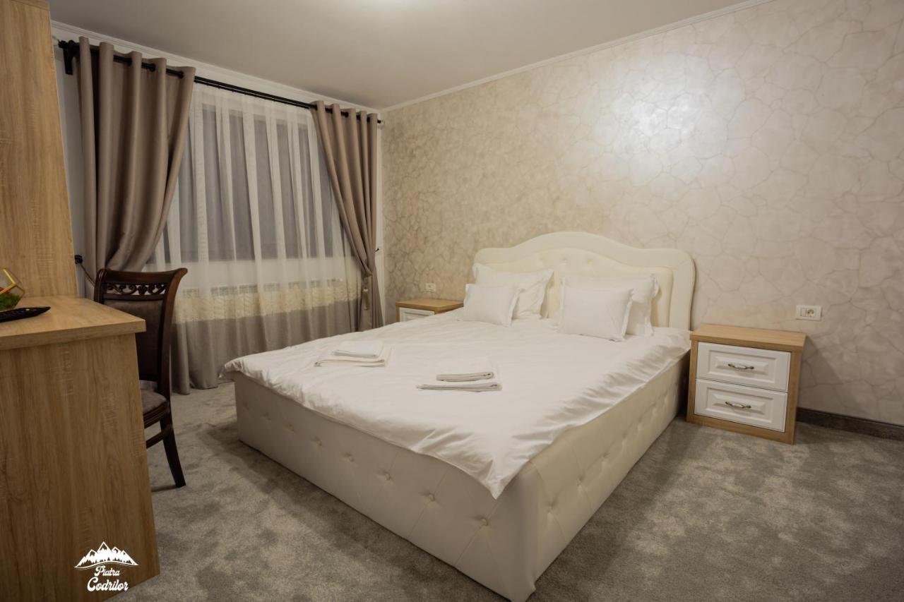 Piatra Codrilor Hotel Dorna Arini Exterior photo